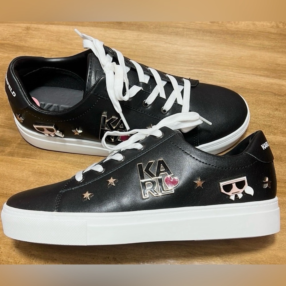 Karl Lagerfeld Cammie style Karl star, Black Sneakers with White Laces. NEW
